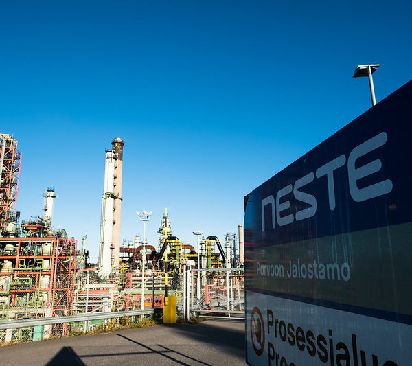 Цены на бензин в Финляндии могут взлететь до «кошмарных» значений: эксперт назвал новый порог