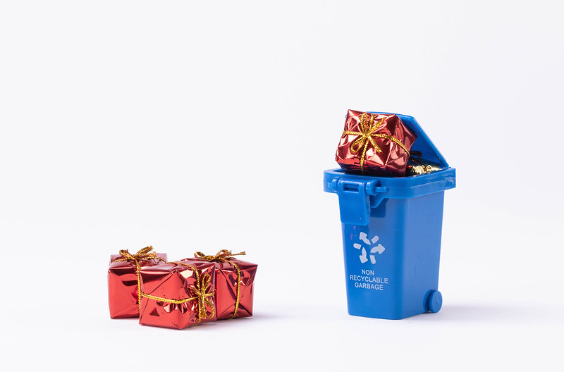 You are currently viewing Ответственное отношение к празднованию Рождества: сортируем мусор