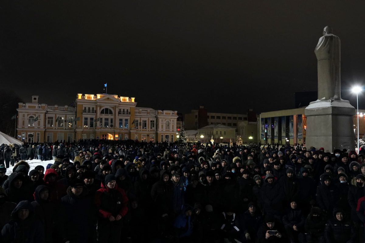 Read more about the article Аскар Шайгумаров: мы вышли на мирный протест