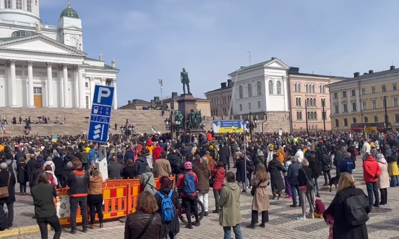 Read more about the article В Хельсинки прошел митинг в знак поддержки Украины