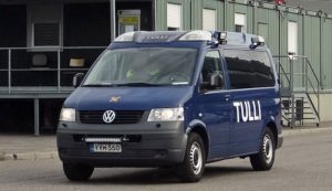 Запрет на въезд в Финляндию машин с российскими номерами вступил в силу