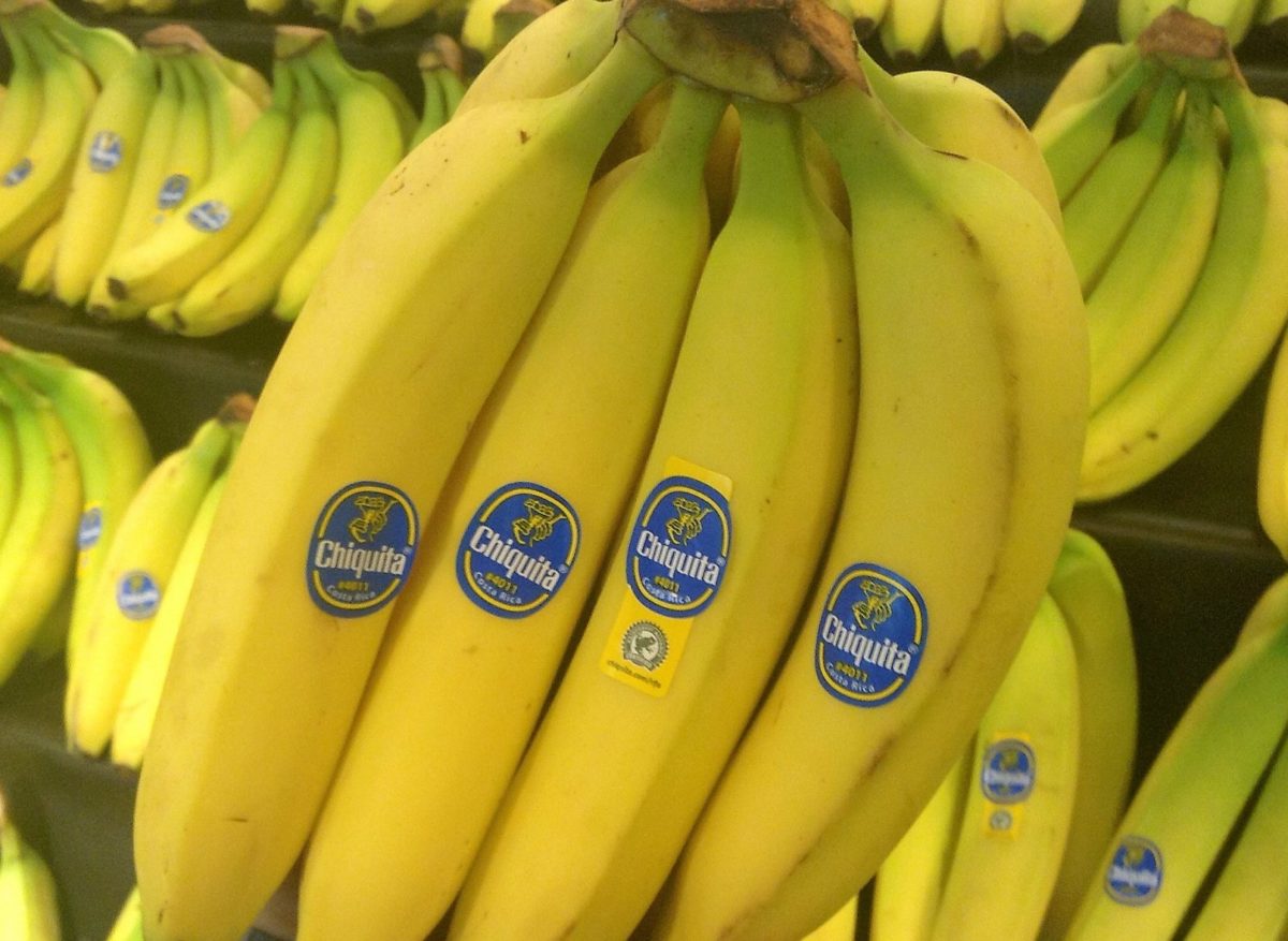 Read more about the article Забастовка портовых грузчиков: в магазинах группы S отмечают проблемы с поставками бананов