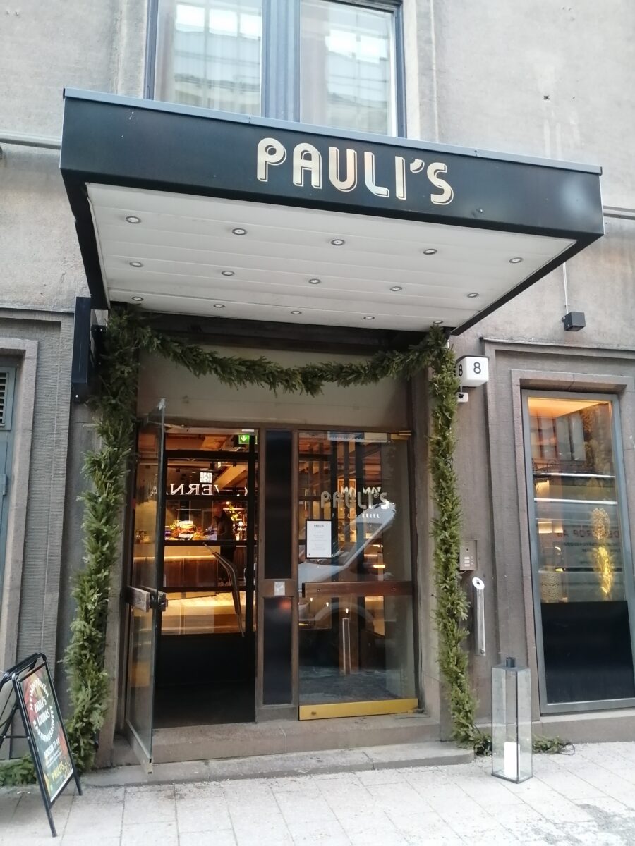 Подробнее о статье Обед по понедельникам: ресторан Pauli’s Pizza & Grill
