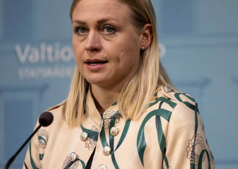 Глава МИД Финляндии раскритиковала Трампа за планы ослабить санкции против РФ: «Сейчас действительно неподходящий момент»