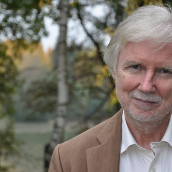 Эркки Туомиоя считает, что нужно отменить сделки по истребителям F-35 и пересмотреть отношение к России