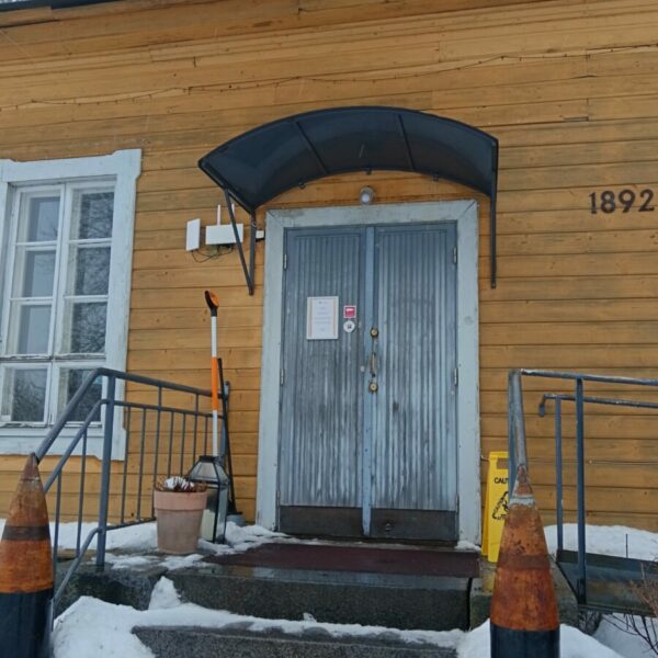 Обед по понедельникам: весеннее меню в ресторане Bastion bistro