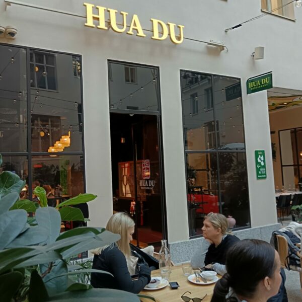 Обед по понедельникам: весеннее меню в ресторане Hua Du Esplanadi