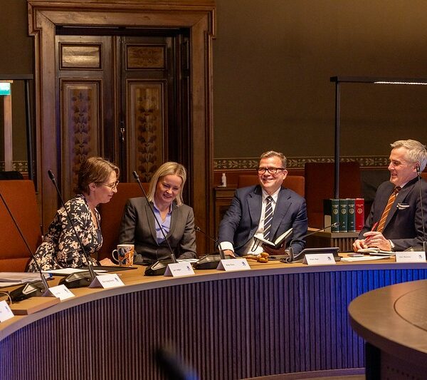 Опрос: граждане вынесли суровый приговор правительству Орпо — недовольство только растет