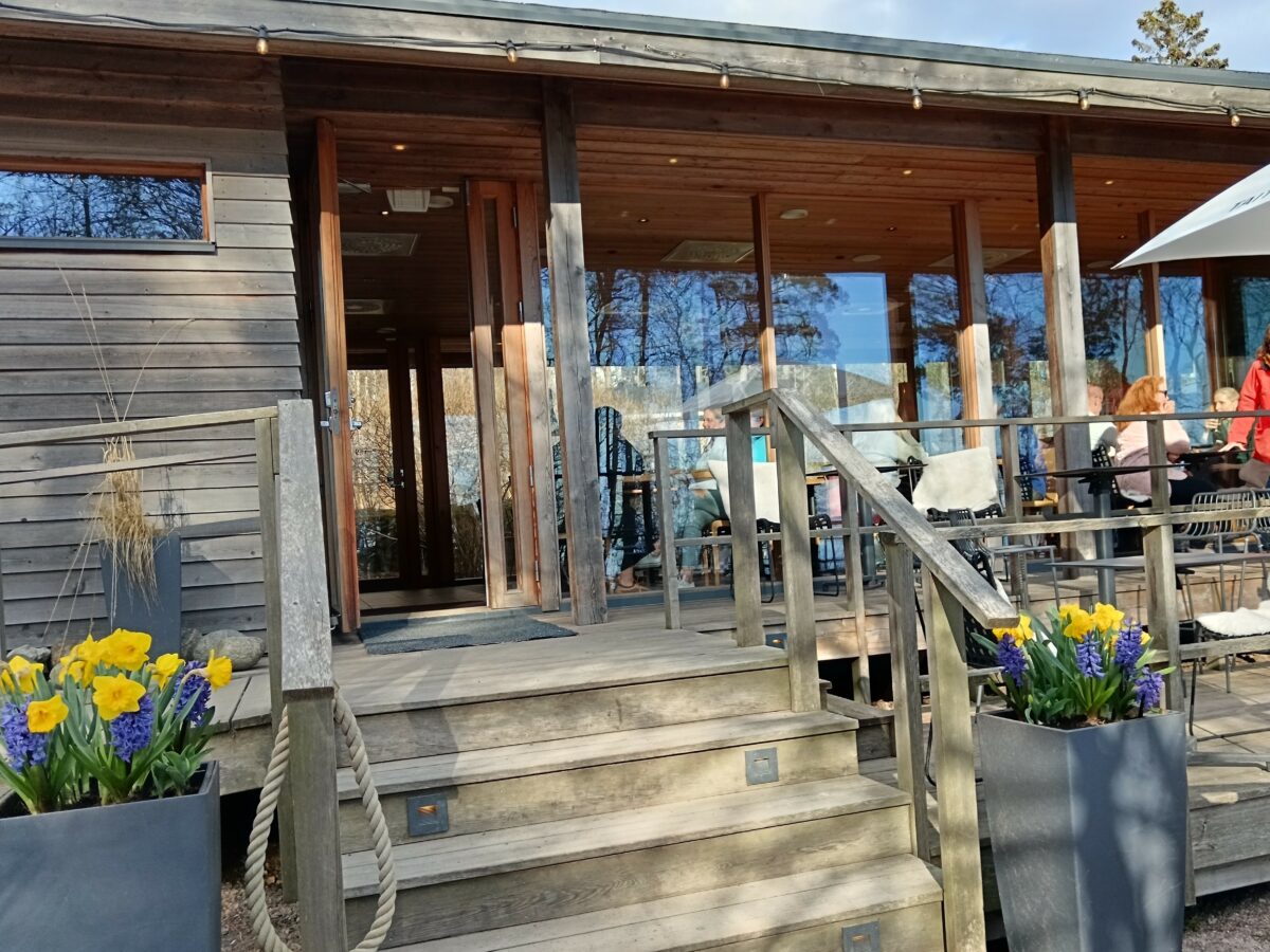 Подробнее о статье Обед по понедельникам. Кафе Paseo